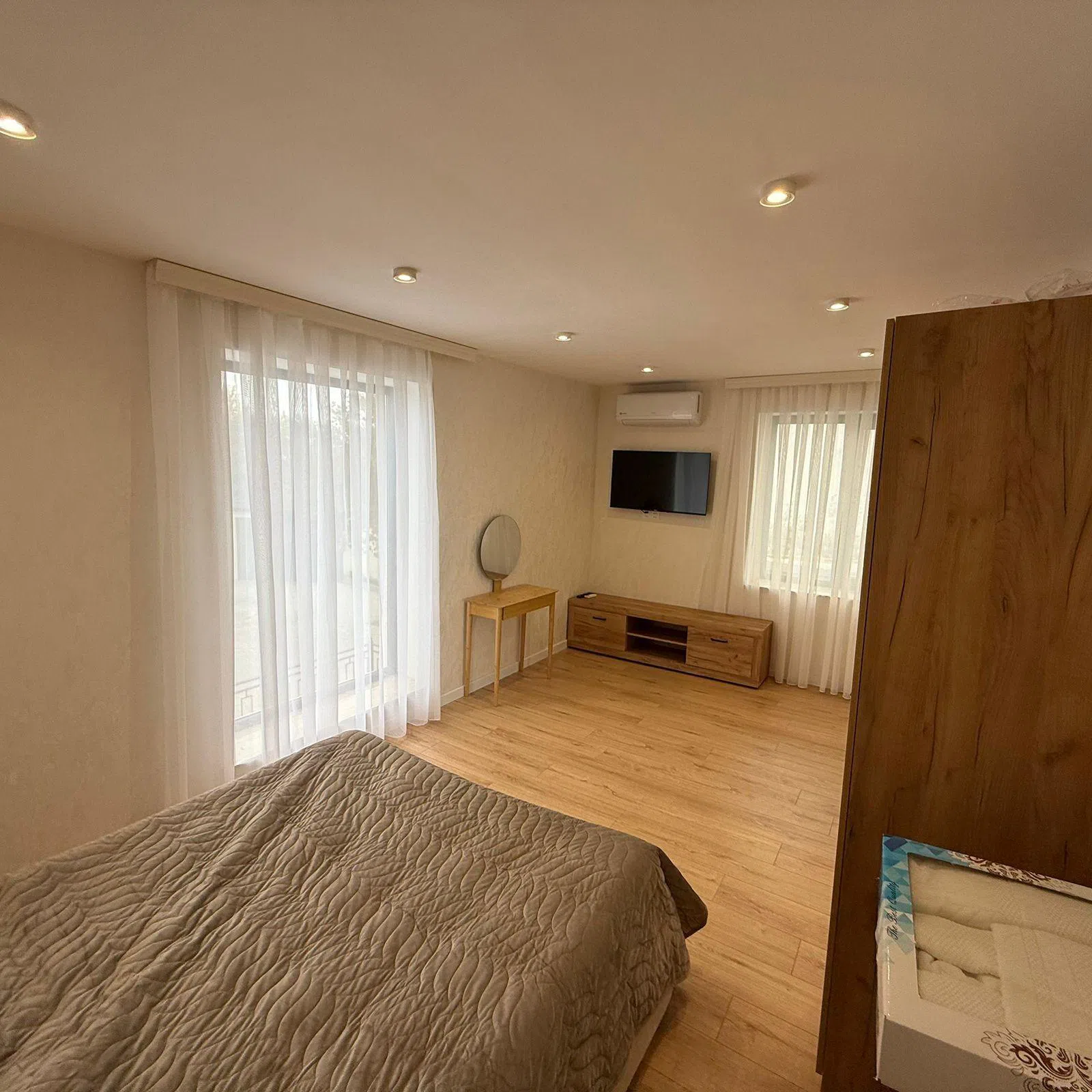 10 otaqlı bağ evi 655 m² 20 sot torpaq sahəsində satılır — şəkil 25
