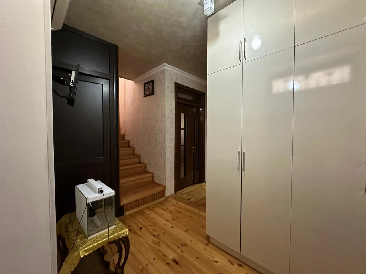 5 otaqlı həyət evi 200 m² - 3 sot torpaq sahəsində satılır — şəkil 7