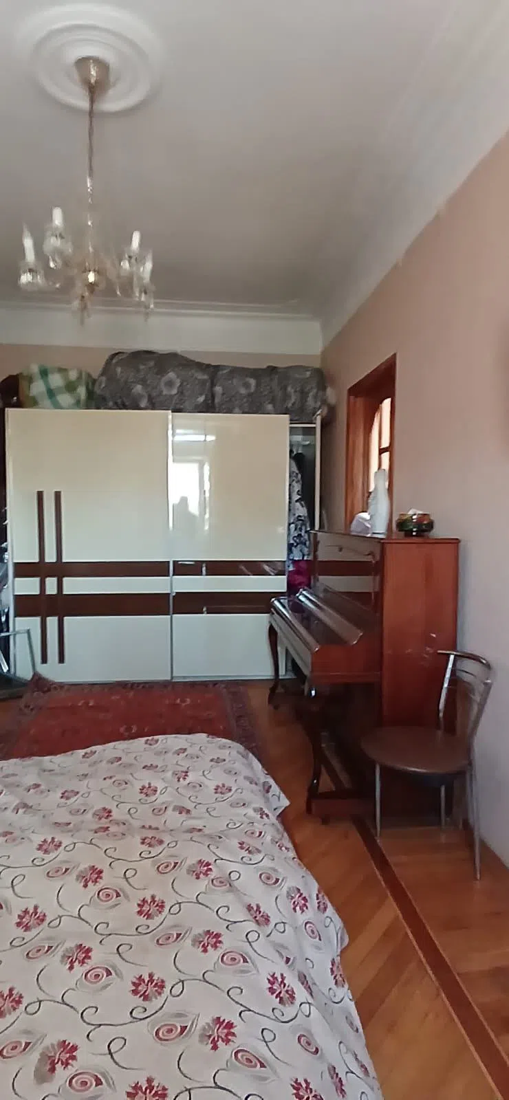3 otaqlı mənzil 70 m² satılır