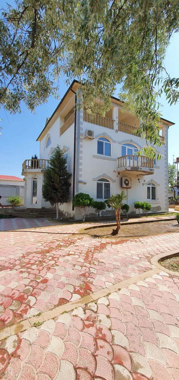 5 otaqlı bağ evi 350 m² satılır — şəkil 9