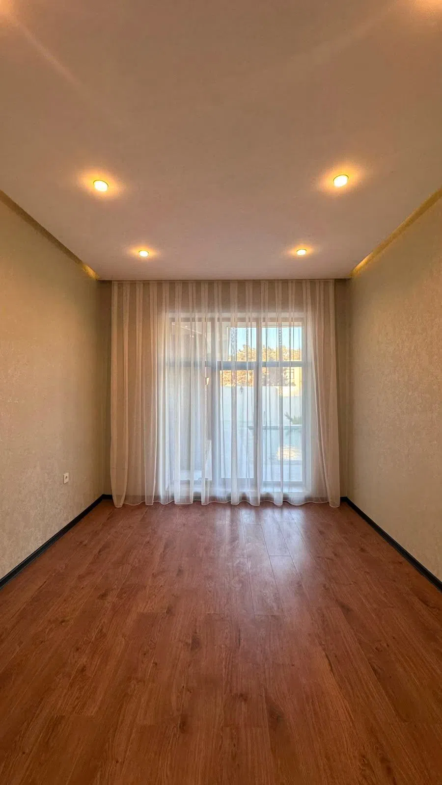 4 otaqlı bağ evi 140 m² 3.5 sot torpaq sahəsində satılır — şəkil 11