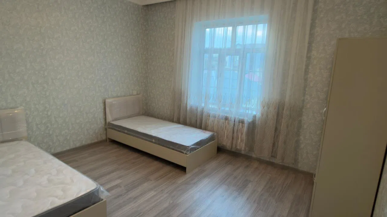 6 otaqlı həyət evi 110 m² - 2 sot torpaq sahəsində kirayə verilir