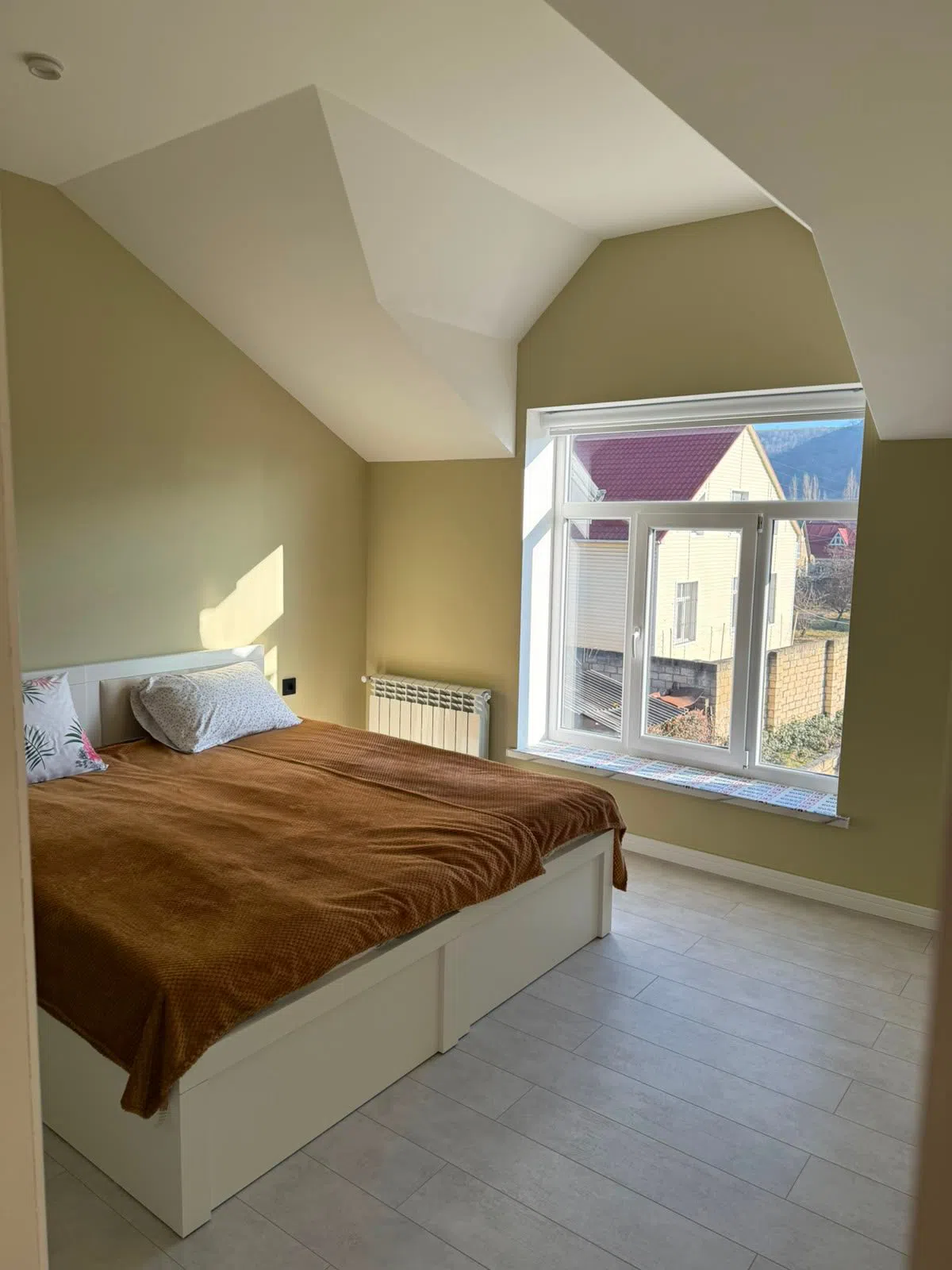 5 otaqlı villa 150 m² - 24 sot torpaq sahəsində günlük kirayə verilir — şəkil 18