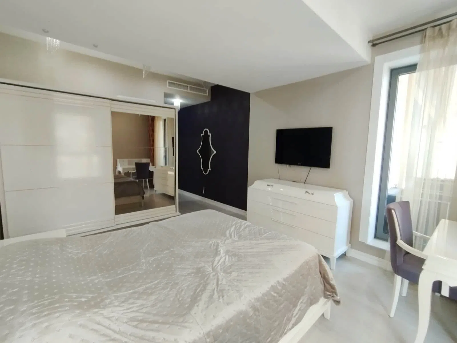 4 otaqlı mənzil 250 m² kirayə verilir — şəkil 7