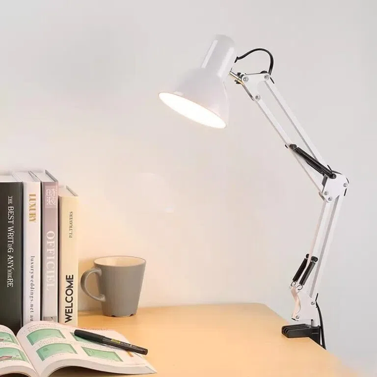 Masa lampası, Ağ rəng