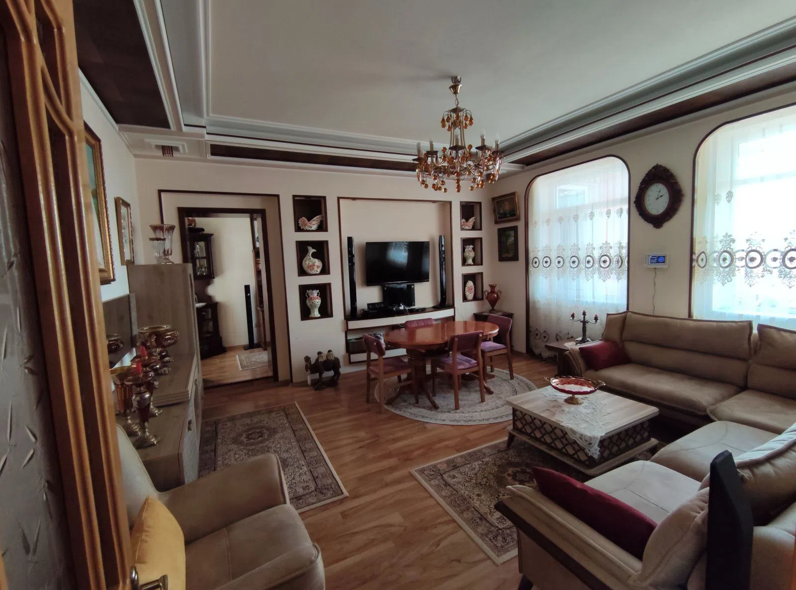 8 otaqlı həyət evi 225 m² satılır — şəkil 4