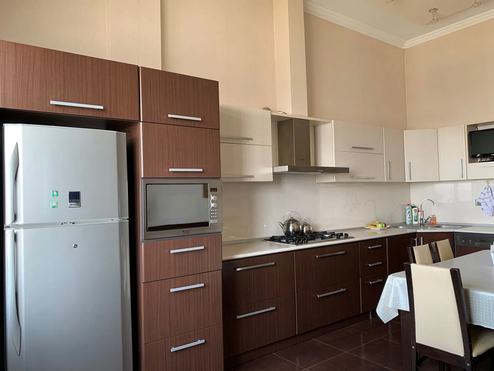4 otaqlı mənzil 200 m² satılır — şəkil 8