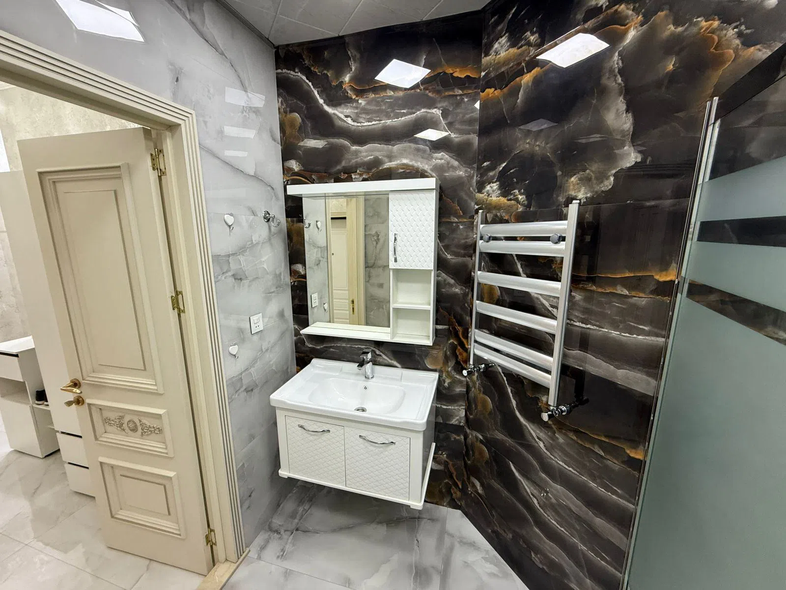 3 otaqlı mənzil 120 m² kirayə verilir — şəkil 12