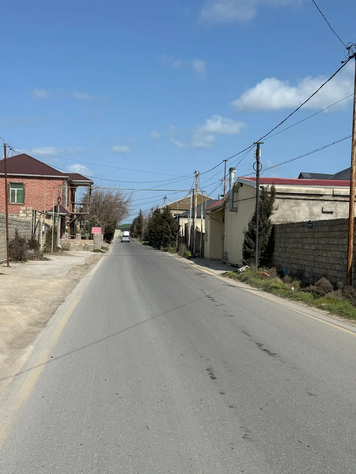 16 sot torpaq sahəsi satılır