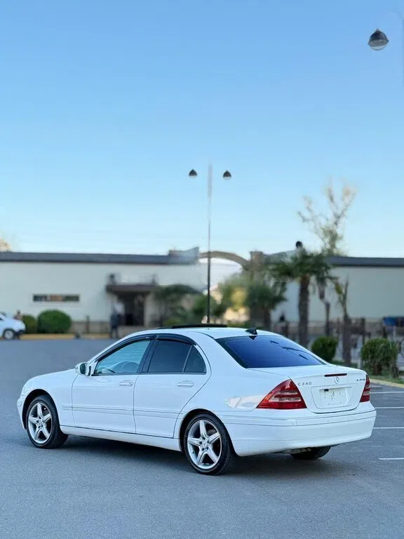 Mercedes C 240, 2002 il, 320000 km — şəkil 2