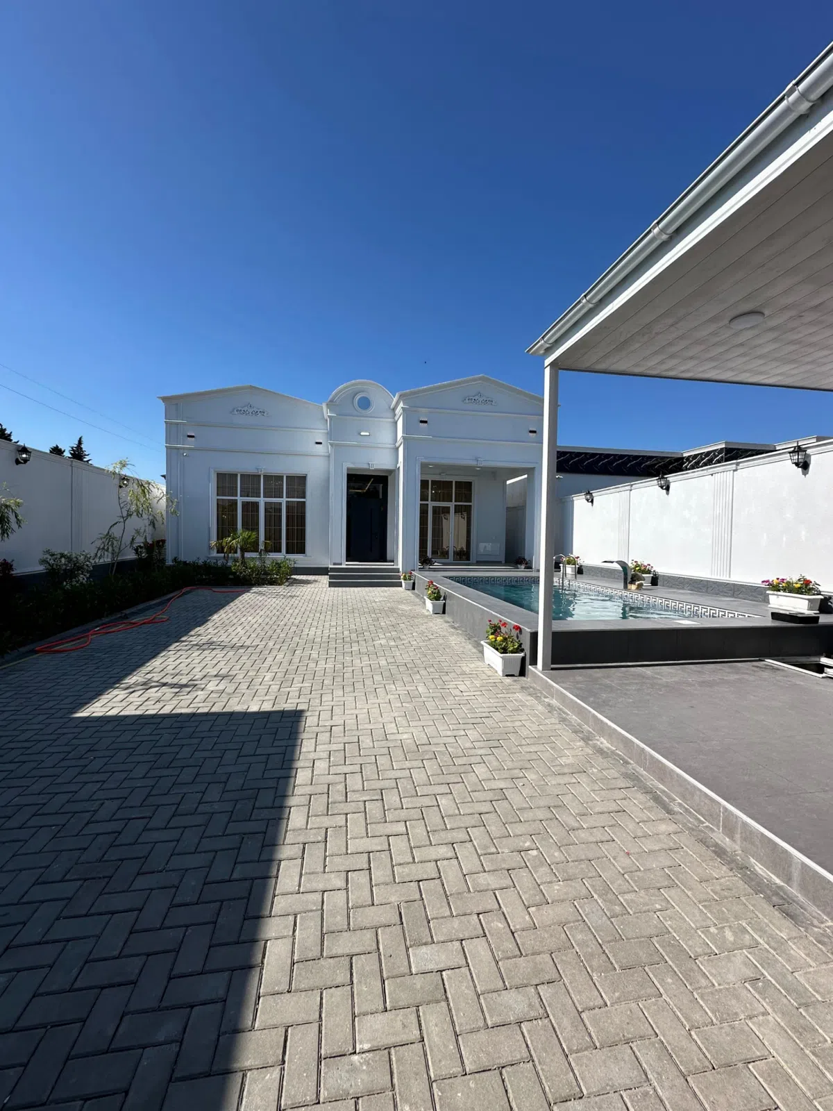 3 otaqlı villa 130 m² - 4 sot torpaq sahəsində satılır — şəkil 1