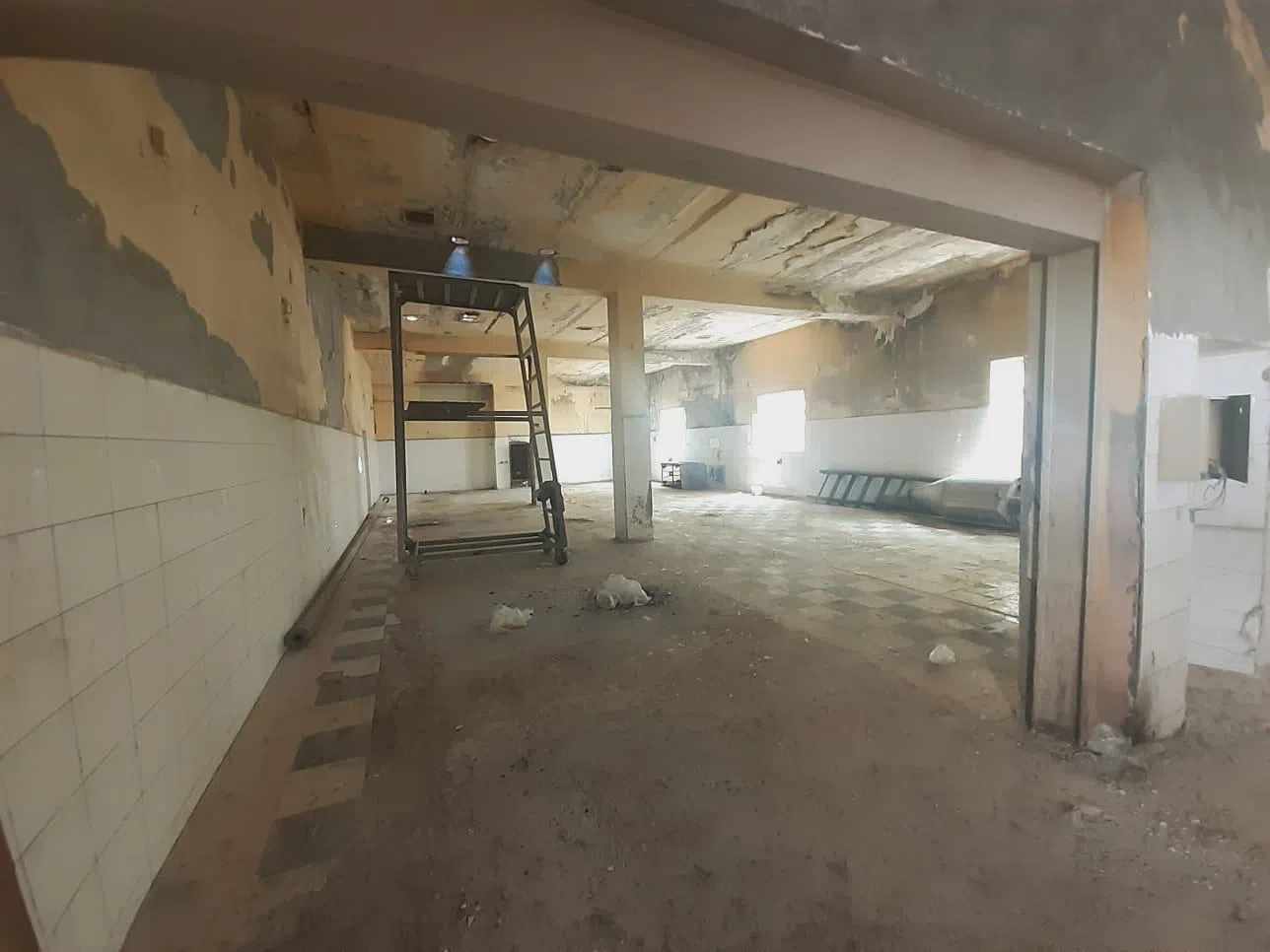240 m² sahəsi olan anbar kirayə verilir — şəkil 5