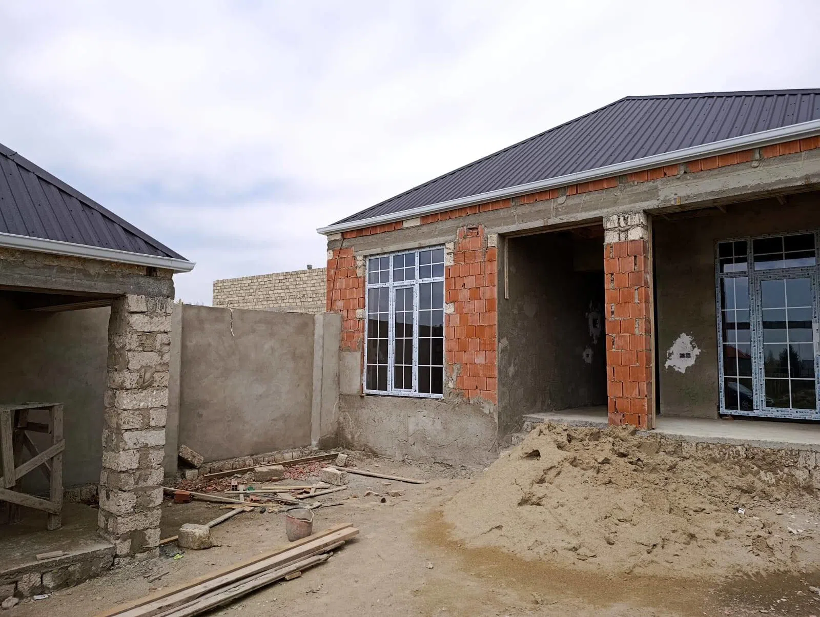3 otaqlı həyət evi 90 m² - 2 sot torpaq sahəsində satılır