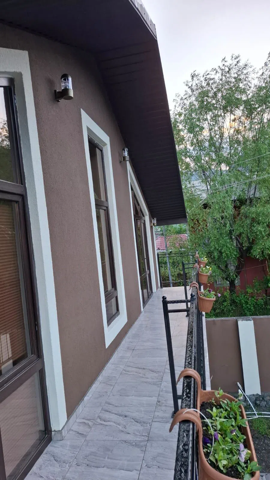5 otaqlı bağ evi 200 m² günlük kirayə verilir — şəkil 14