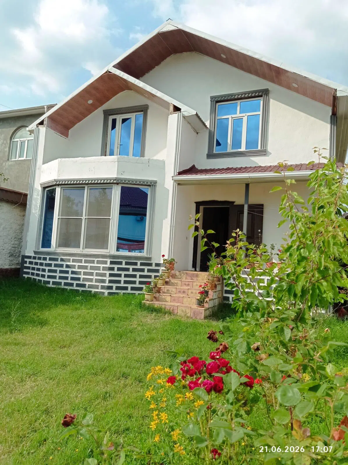 2 otaqlı həyət evi 300 m² günlük kirayə verilir — şəkil 7