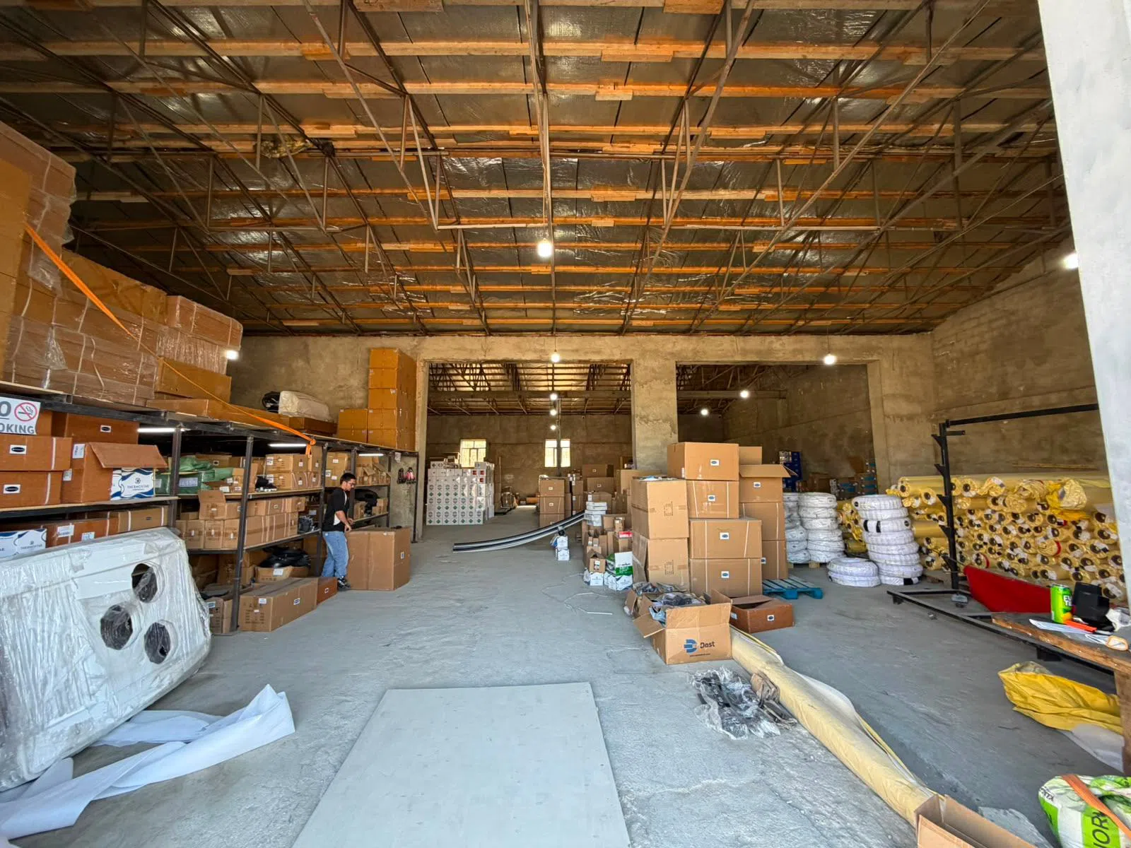 500 m² sahəsi olan anbar kirayə verilir — şəkil 6