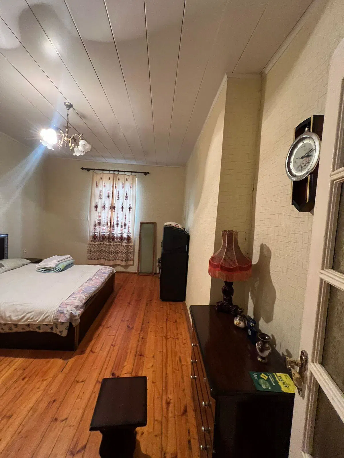 6 otaqlı bağ evi 200 m² 7 sot torpaq sahəsində satılır — şəkil 29