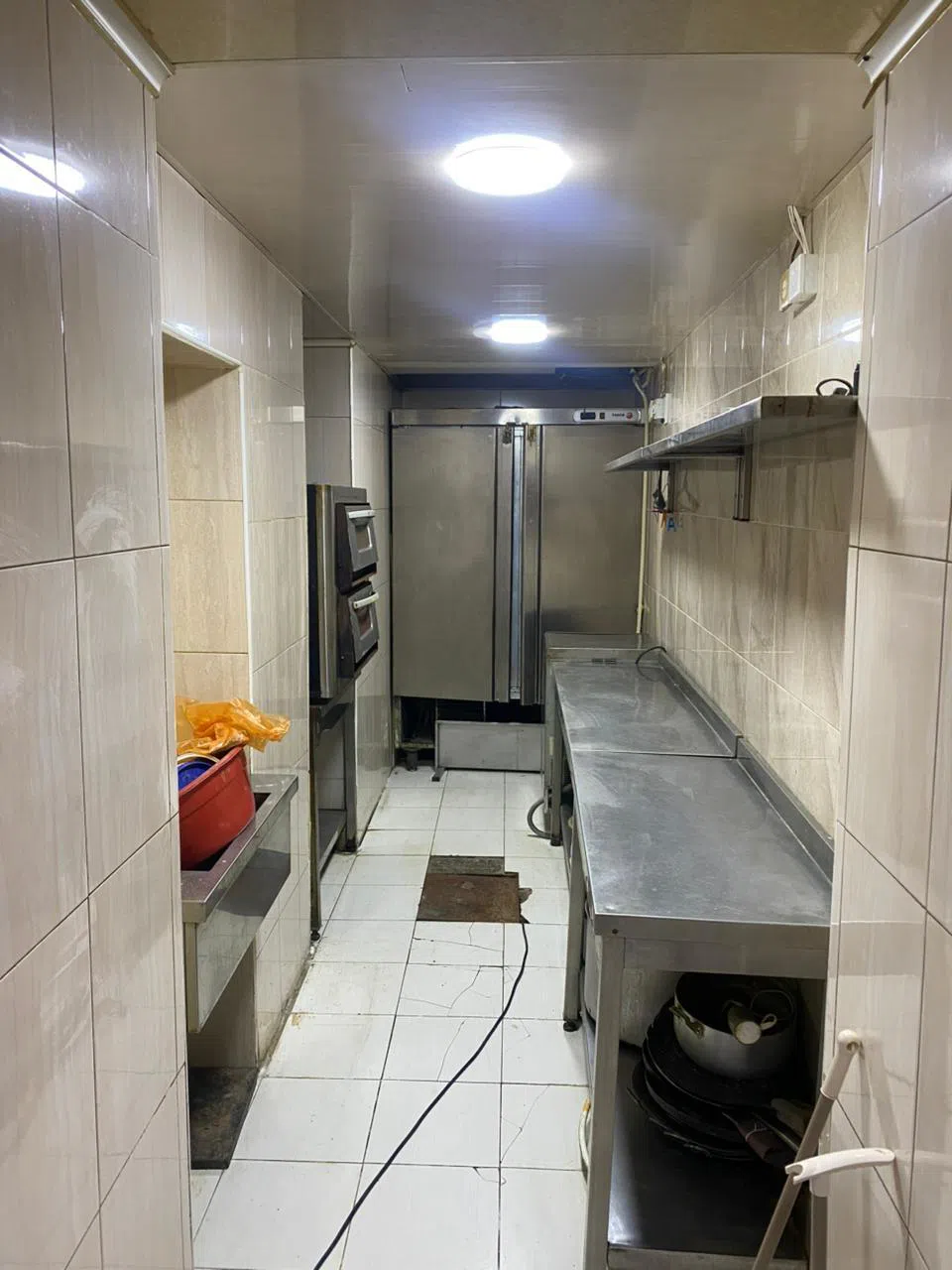 Yaxşı təmirli restoran 183 m² kirayə verilir — şəkil 4