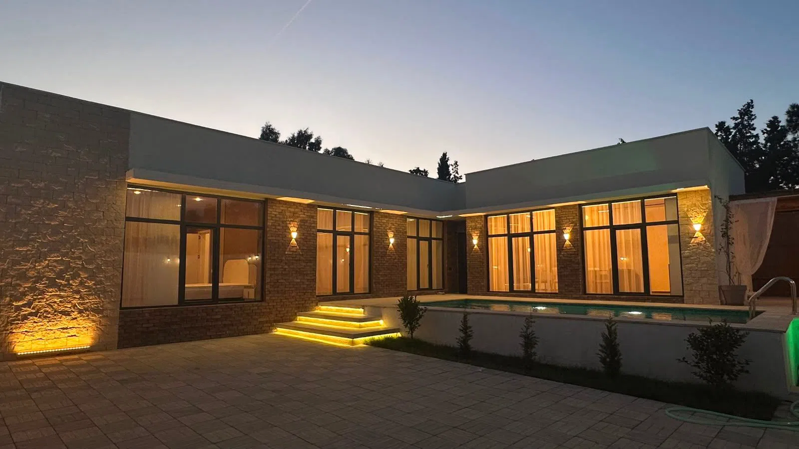 4 otaqlı bağ evi 140 m² 3.5 sot torpaq sahəsində satılır — şəkil 1