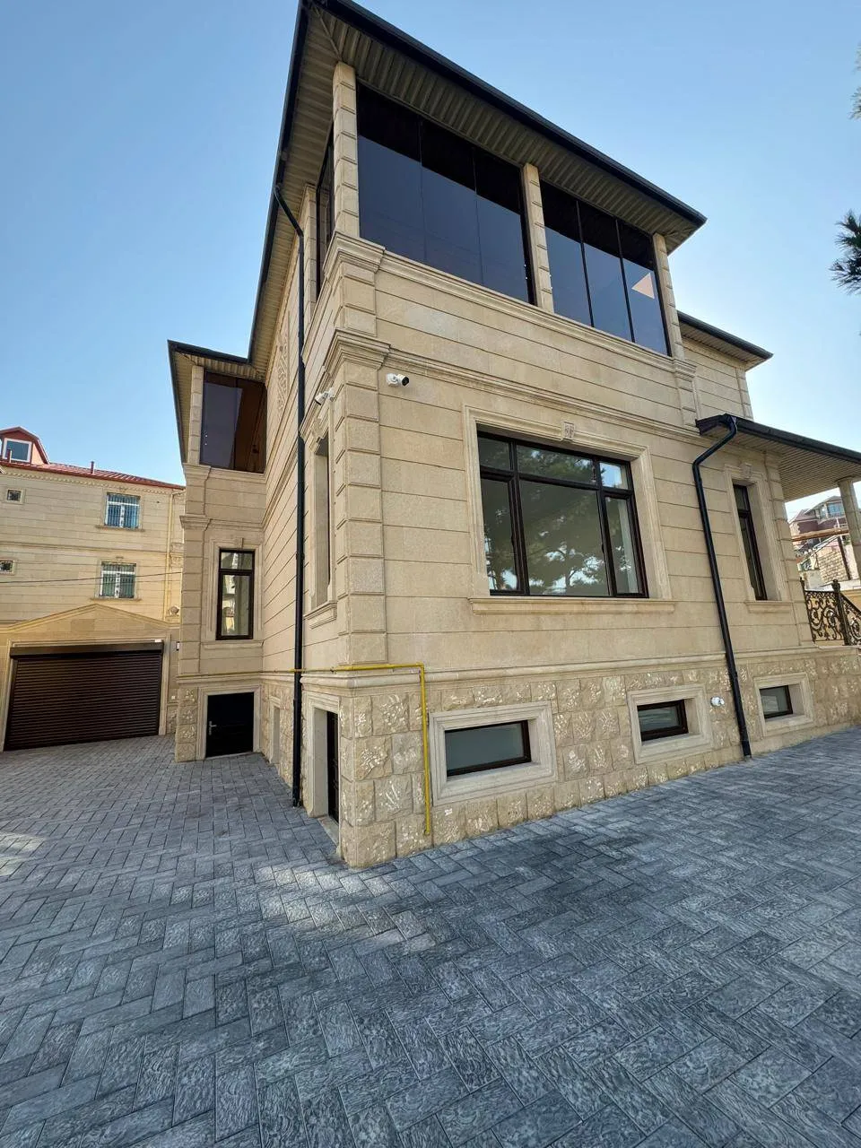 6 otaqlı villa 276 m² - 4 sot torpaq sahəsində satılır — şəkil 23