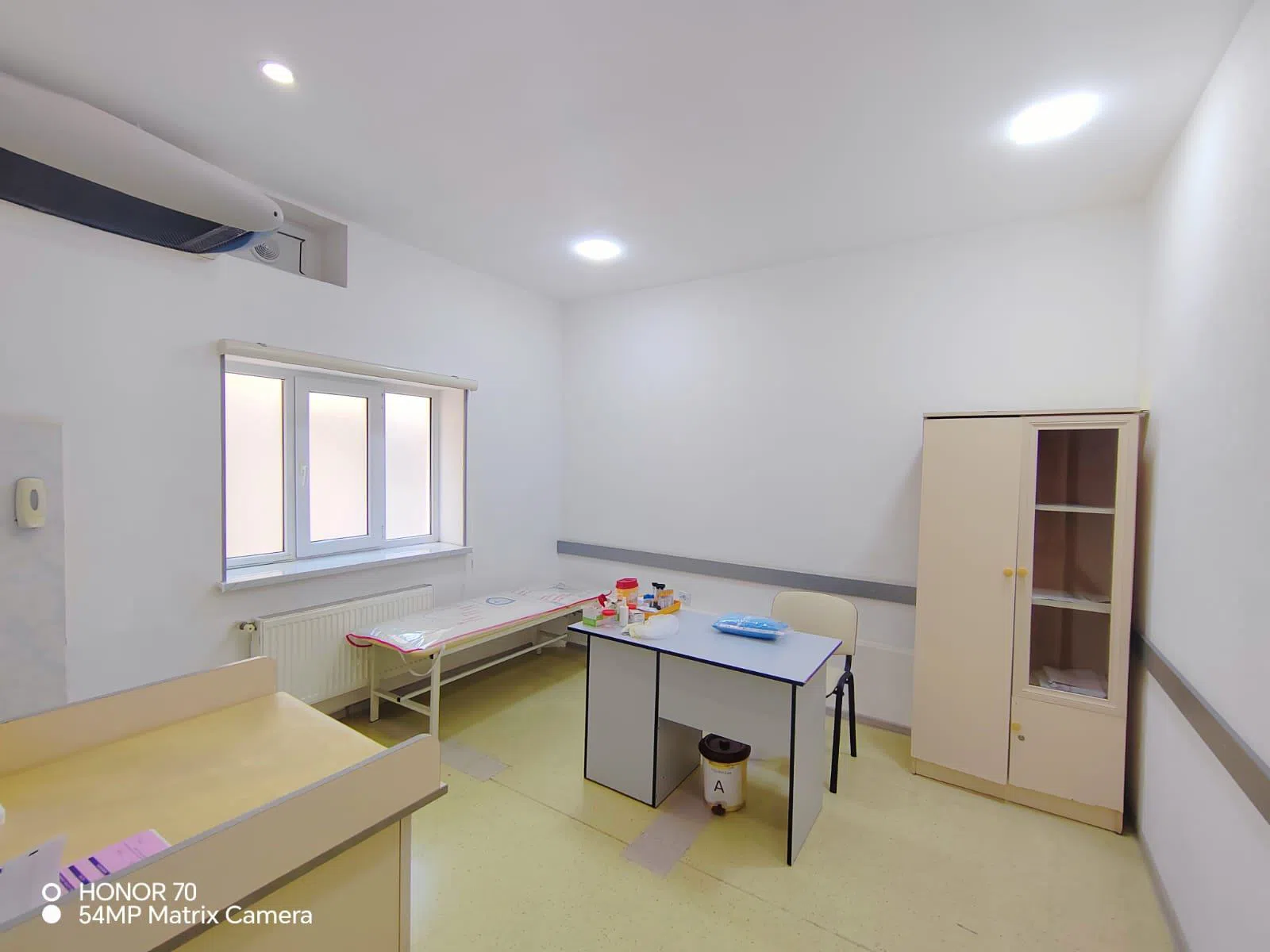 4 mərtəbəli klinika, 430 m² satılır — şəkil 21