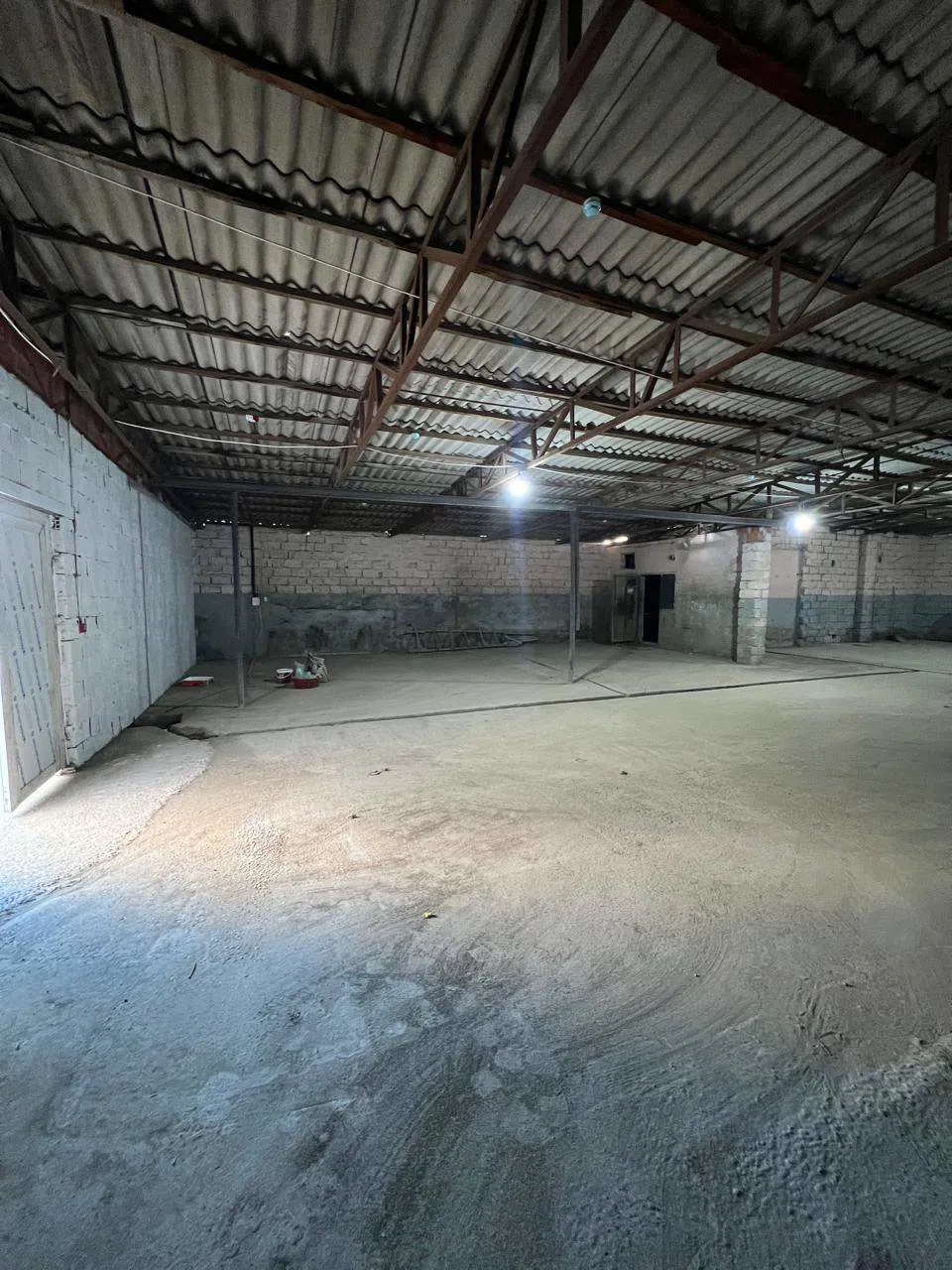Natamam təmirli ticarət obyekti, 450 m² satılır — şəkil 8