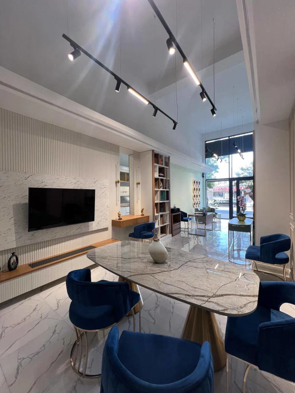 142 m² Əla təmirli obyekt kirayə verilir — şəkil 9