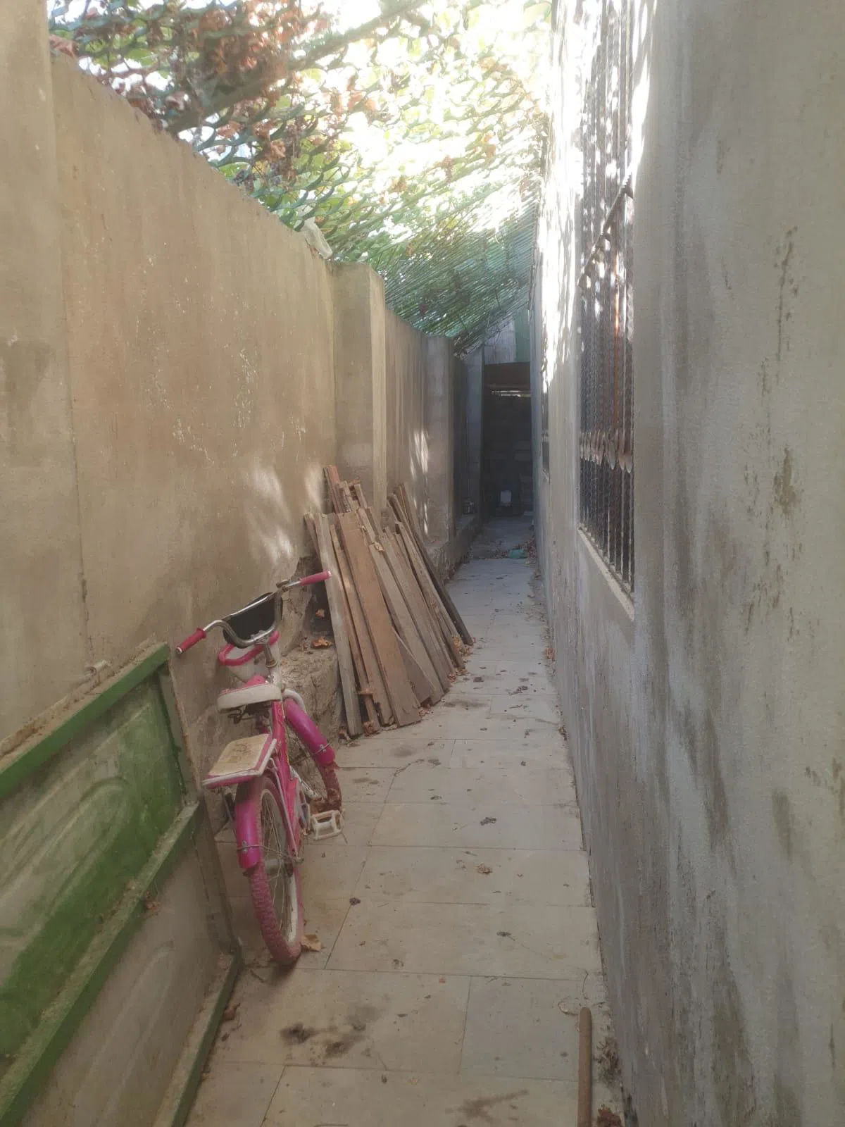 8 otaqlı həyət evi 210 m² - 6 sot torpaq sahəsində satılır — şəkil 15