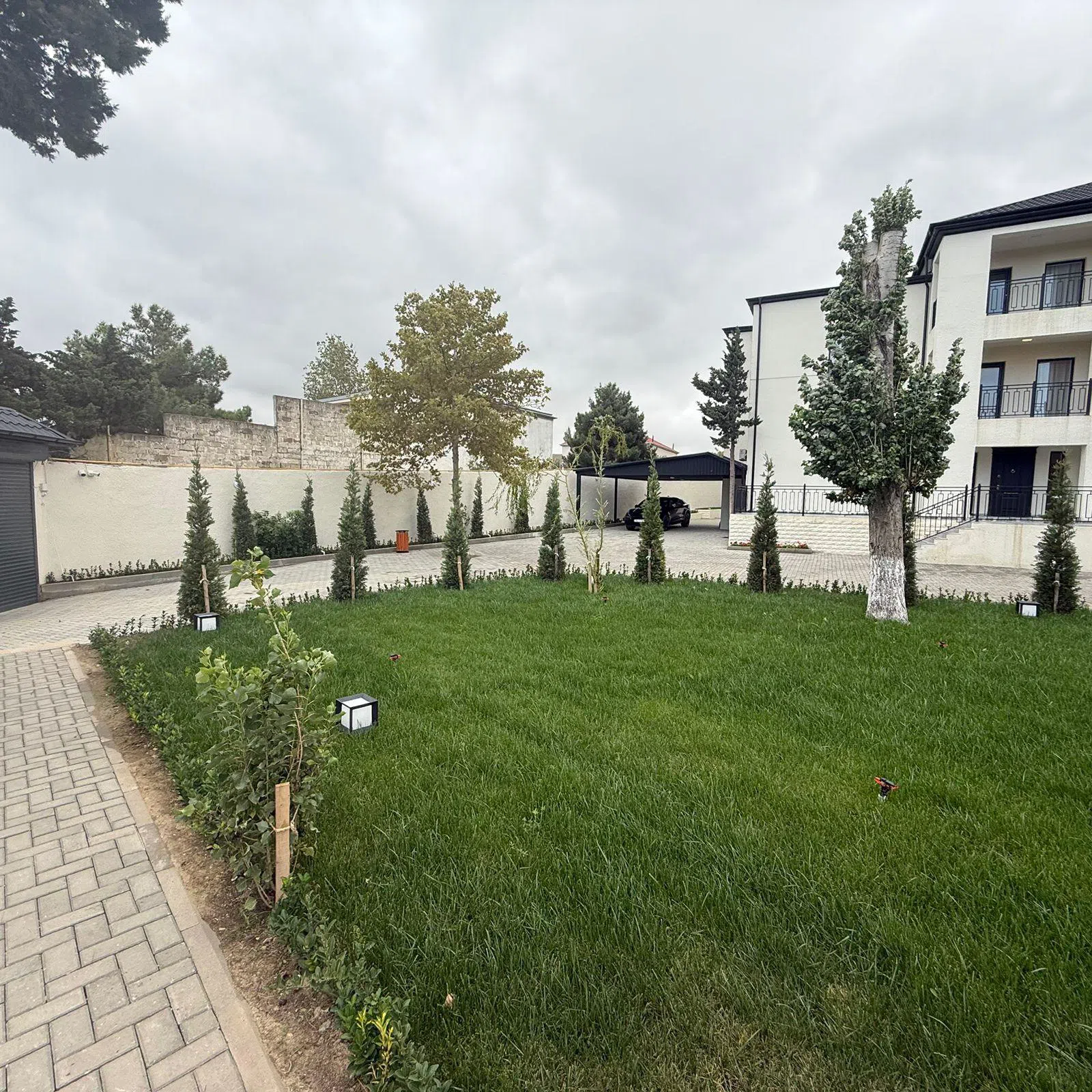 10 otaqlı bağ evi 655 m² 20 sot torpaq sahəsində satılır - Tenderyard
