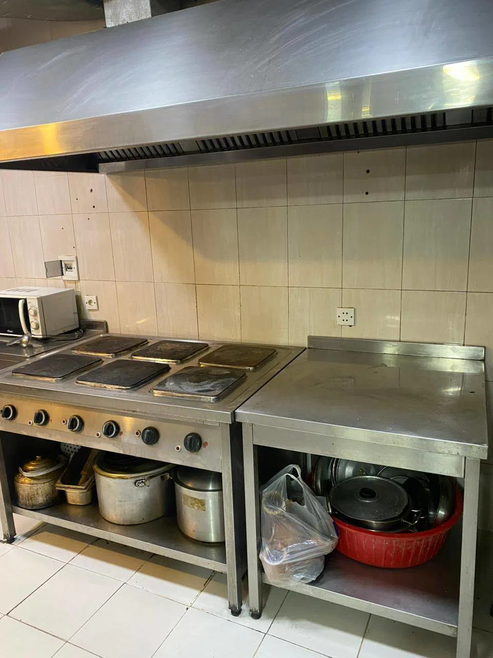 Yaxşı təmirli restoran 183 m² kirayə verilir — şəkil 2