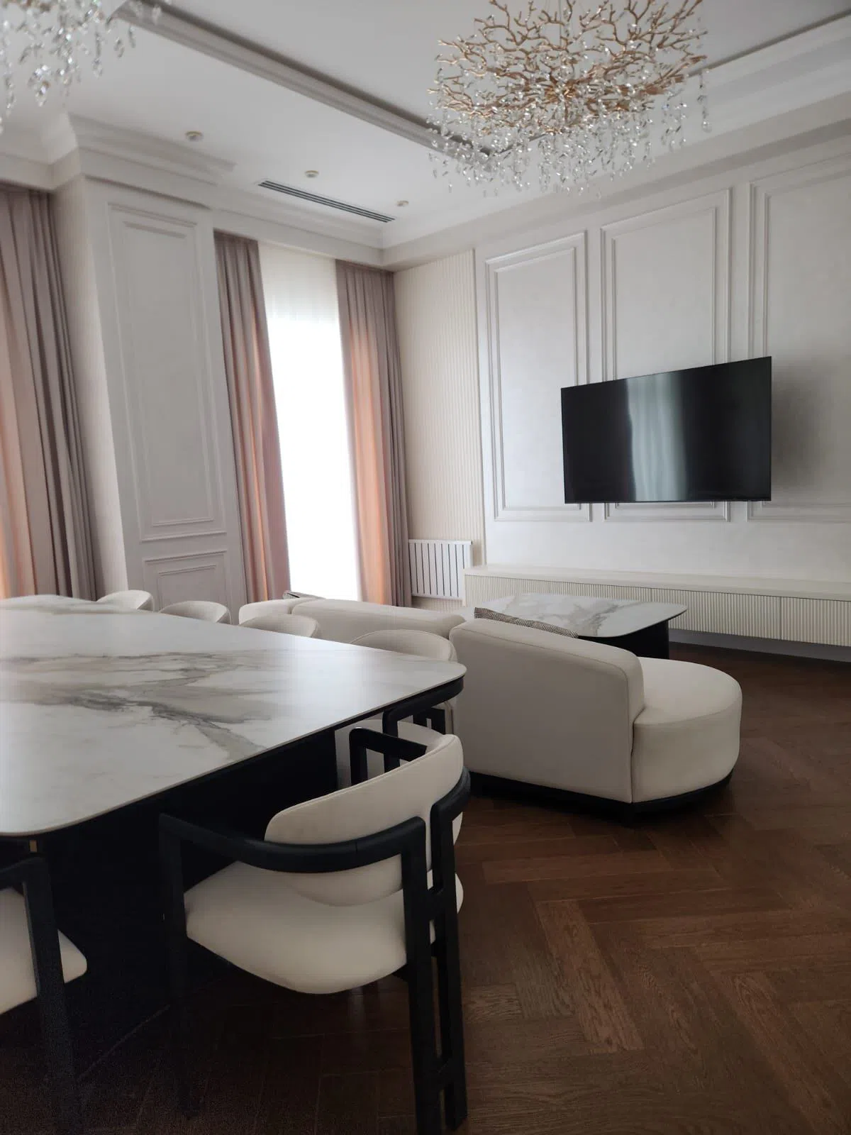 4 otaqlı mənzil 150 m² kirayə verilir — şəkil 19