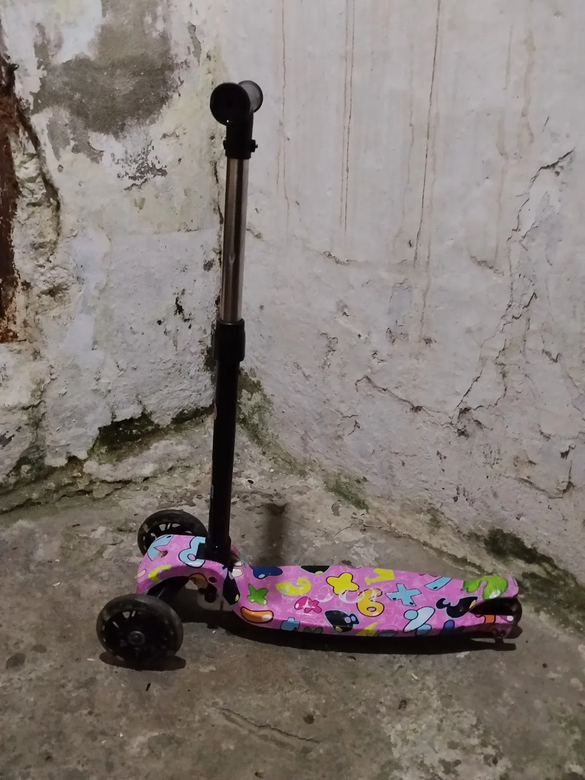 Qız uşağı skuteri, Kikbord skuter, Bənövşəyi rəng