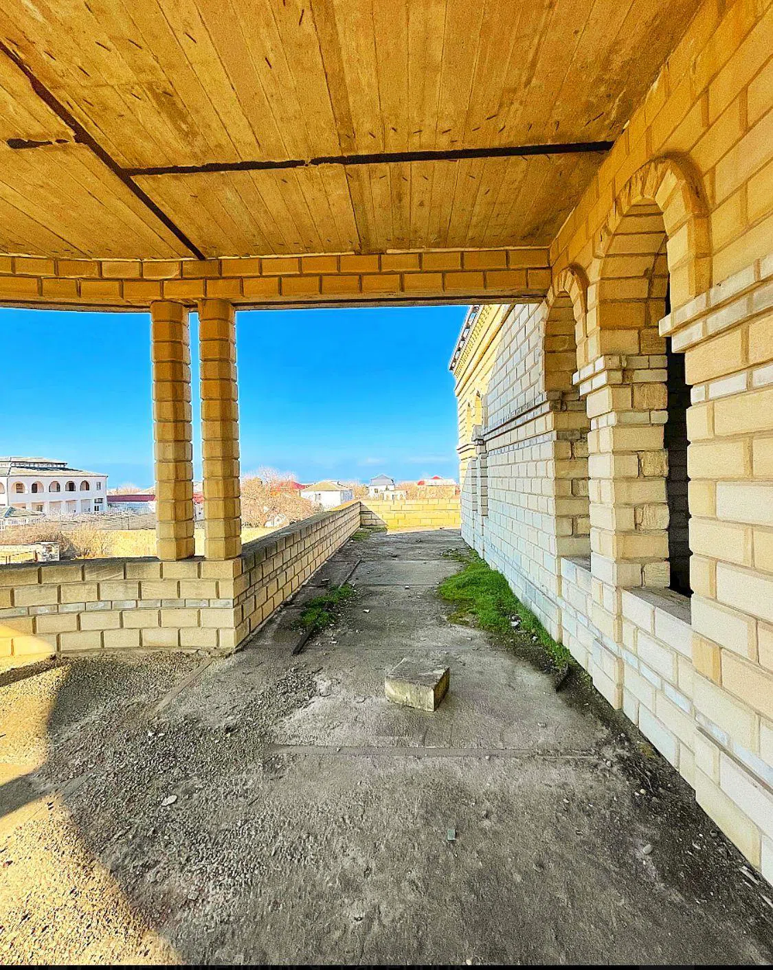 10 otaqlı bağ evi 604 m² 33 sot torpaq sahəsində satılır — şəkil 7