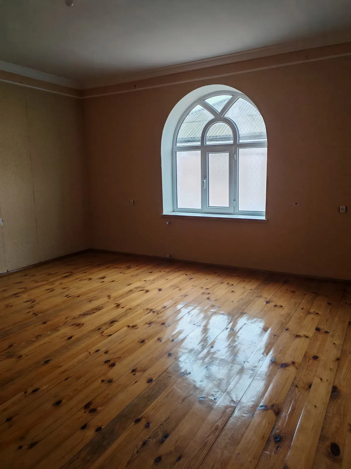 8 otaqlı bağ evi 300 m² 3 sot torpaq sahəsində satılır — şəkil 16