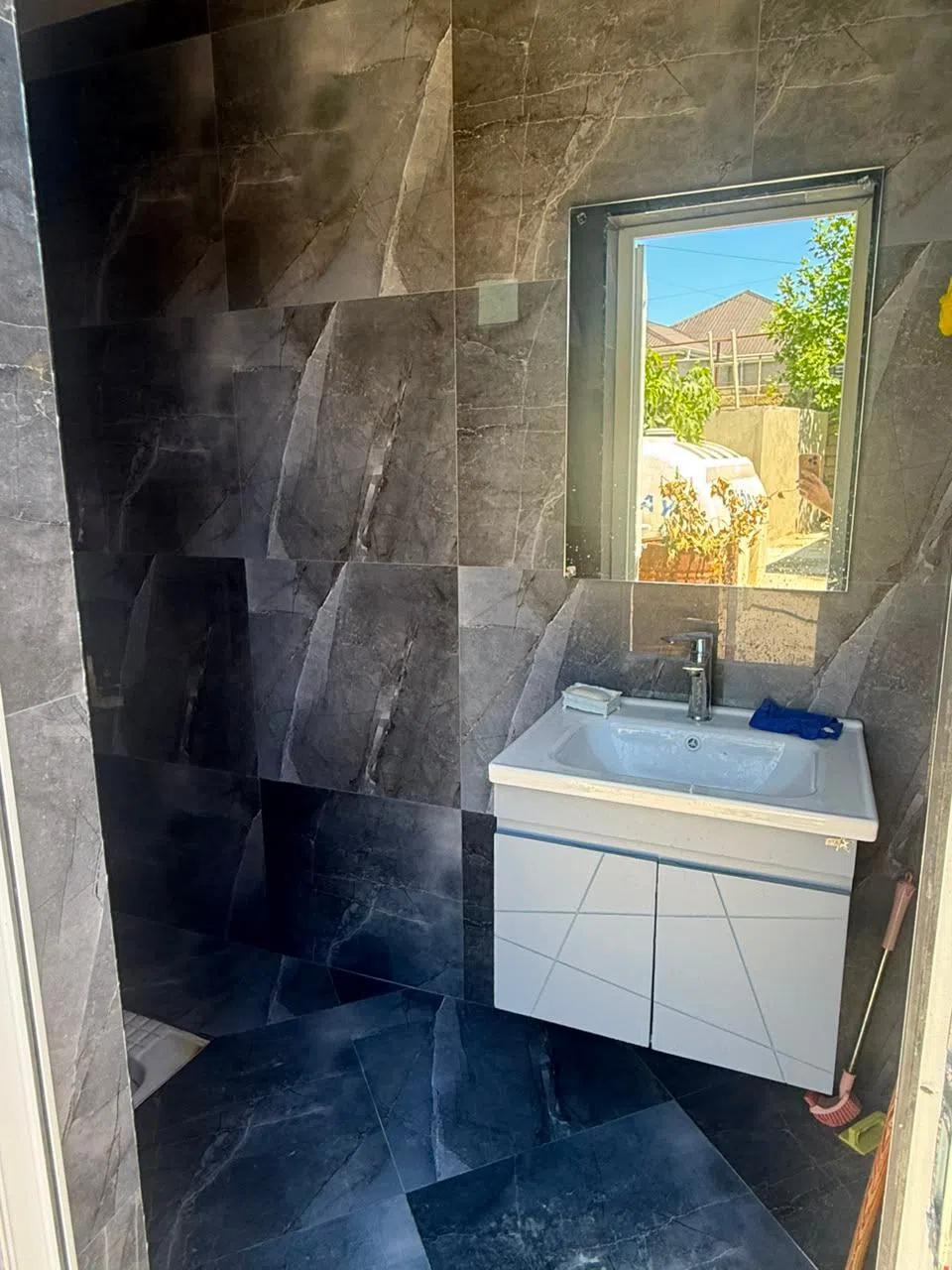 4 otaqlı bağ evi 256 m² 14 sot torpaq sahəsində satılır — şəkil 30