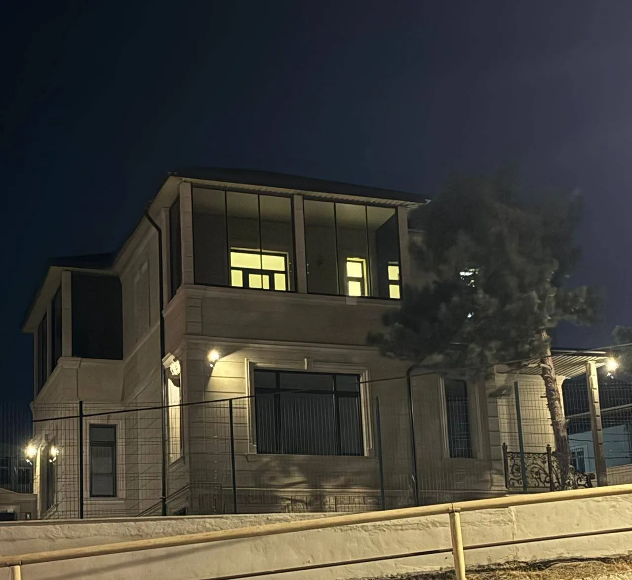 6 otaqlı villa 276 m² - 4 sot torpaq sahəsində satılır — şəkil 25