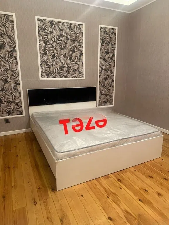 Laminat çarpayı, Bej rəng