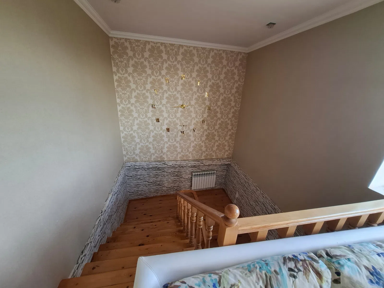 7 otaqlı həyət evi 290 m² - 6 sot torpaq sahəsində satılır — şəkil 2