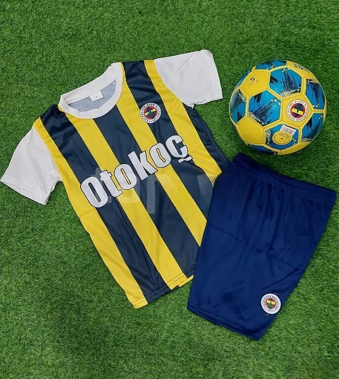 Uniseks idman geyimi, 12-13 yaş, Qarışıq rəng