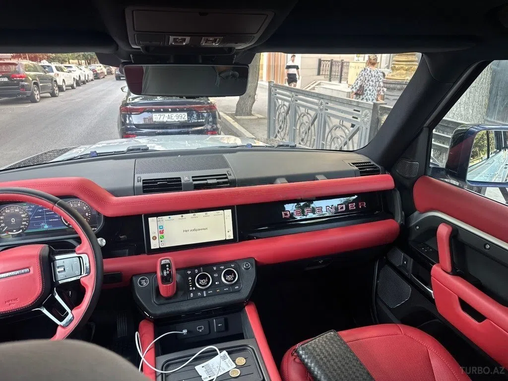 Land Rover Defender, 2020 il, 92000 km — şəkil 13