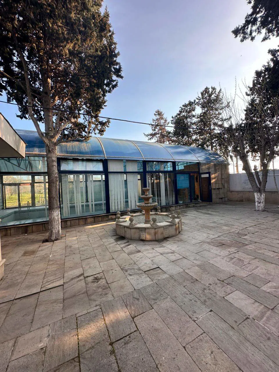 6 otaqlı bağ evi 308 m² 26 sot torpaq sahəsində satılır — şəkil 15