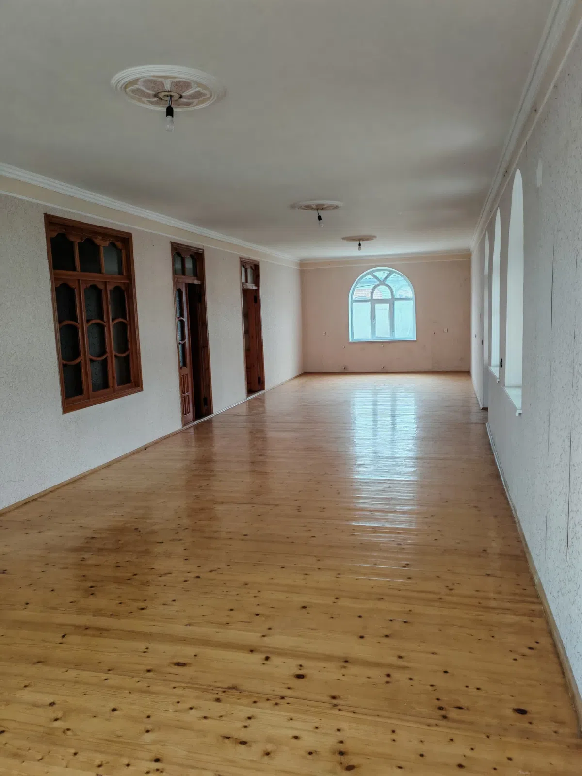 8 otaqlı bağ evi 300 m² 3 sot torpaq sahəsində satılır — şəkil 14