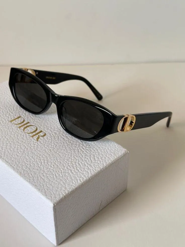 Dior qara eynəklər