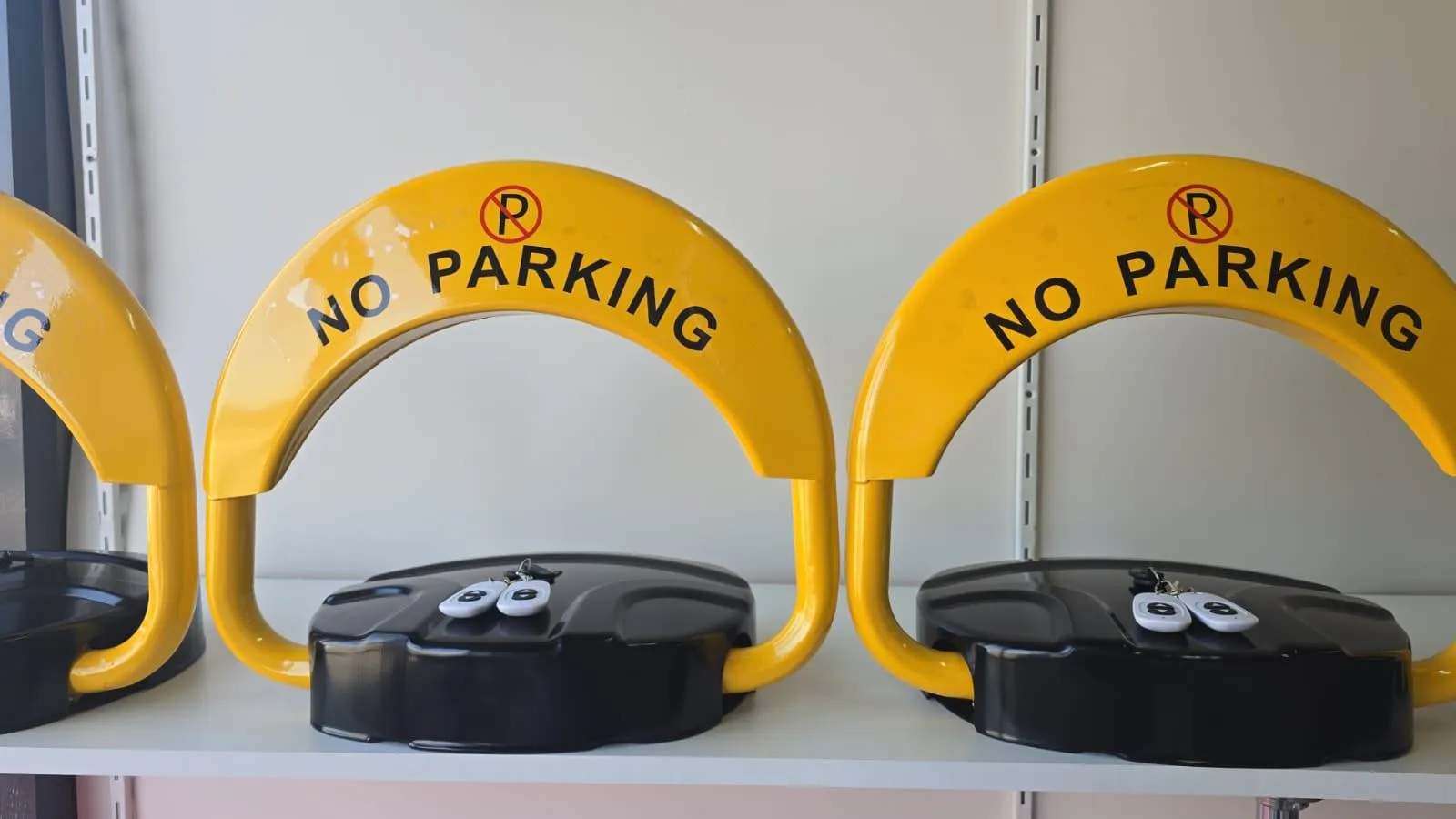 Parking Barrier - remote controlled parking - Tenderyard
